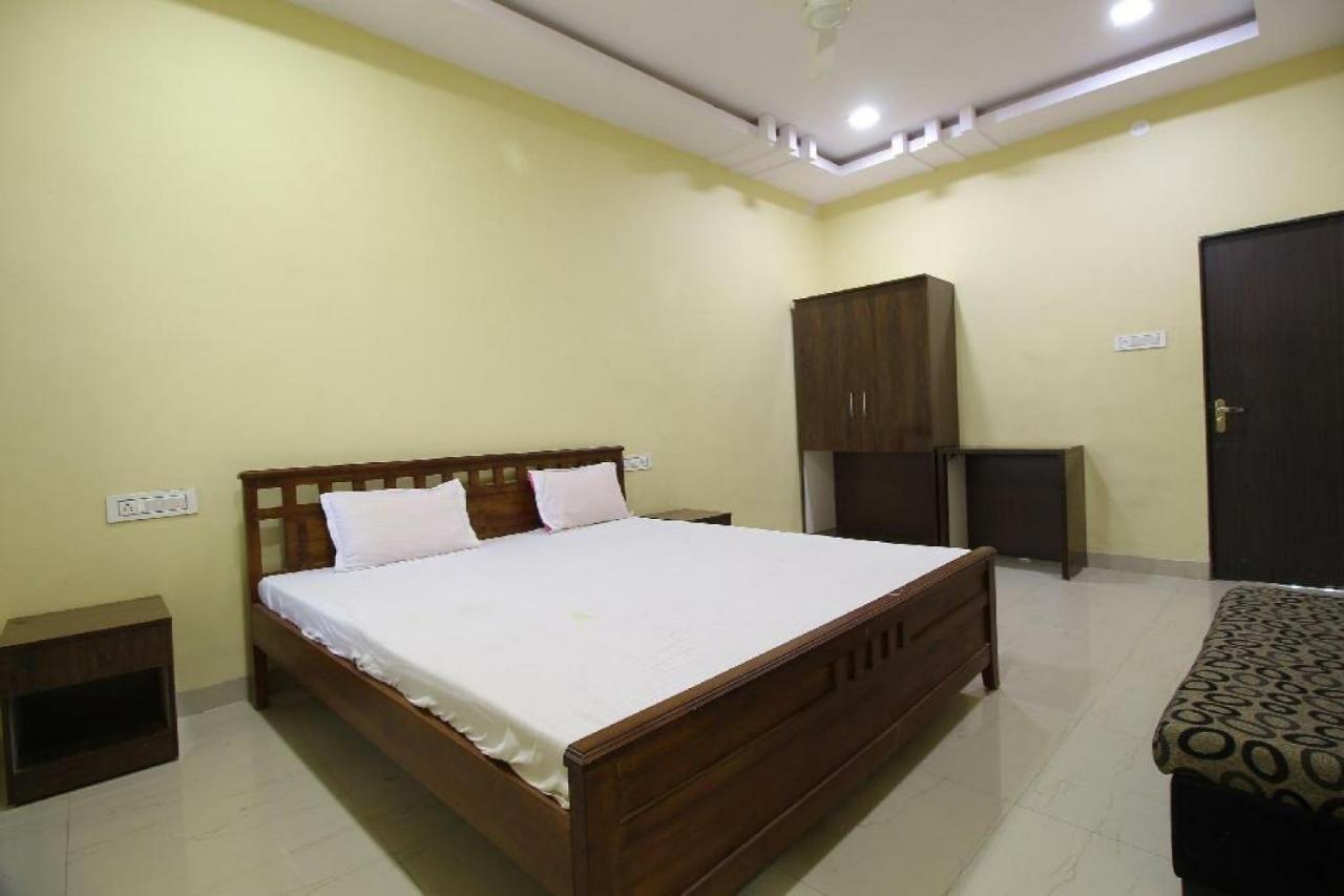 Hotel Prakrathi Residency Bangalore Exterior photo