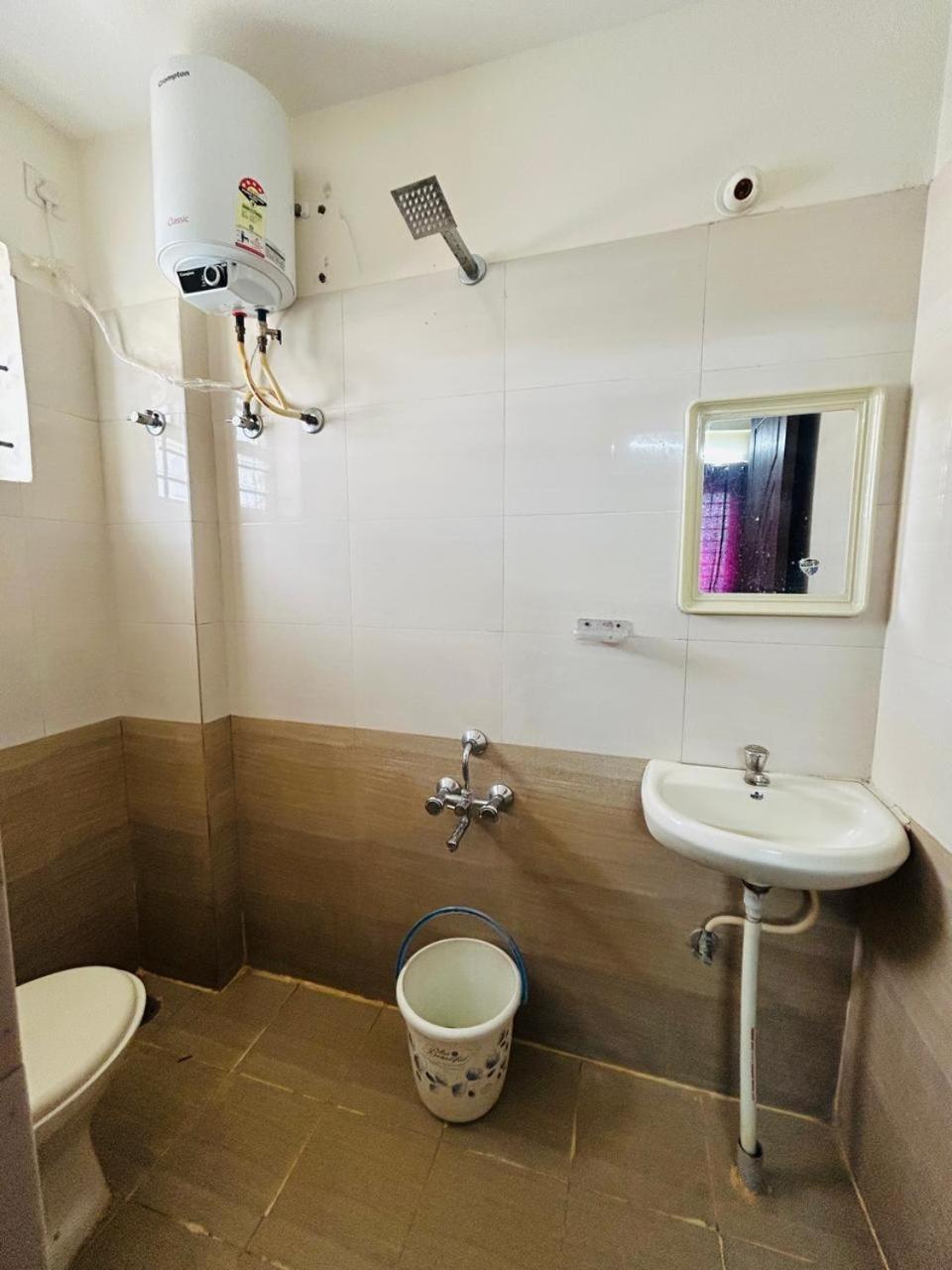 Hotel Prakrathi Residency Bangalore Exterior photo