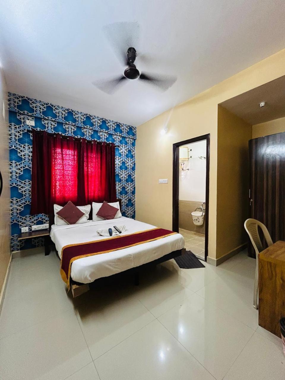 Hotel Prakrathi Residency Bangalore Exterior photo